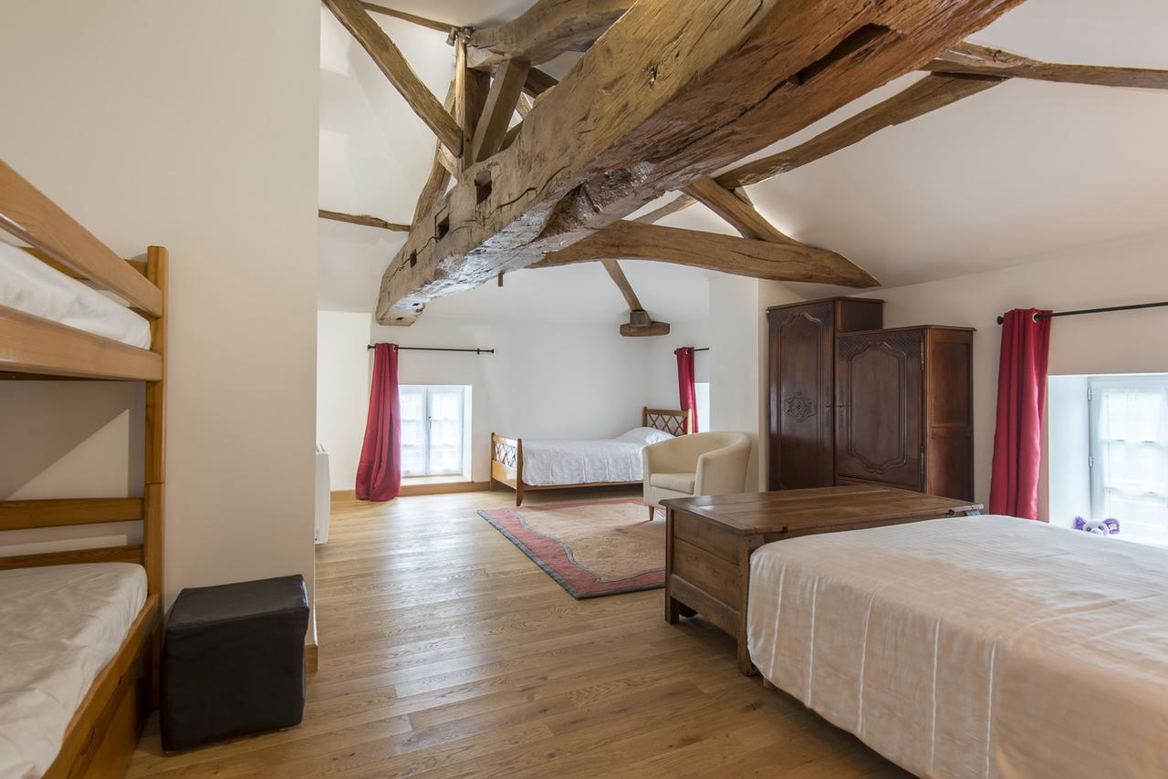 Le Logis D'Aze Bed & Breakfast ภายนอก รูปภาพ